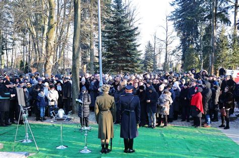 Wzruszaj Ce S Owa C Rki Nad Grobem Iwony Ledzi Skiej Katarasi Skiej W