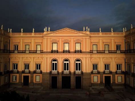 Museu Nacional Apresenta Fachada Principal Restaurada Ap S Inc Ndio H