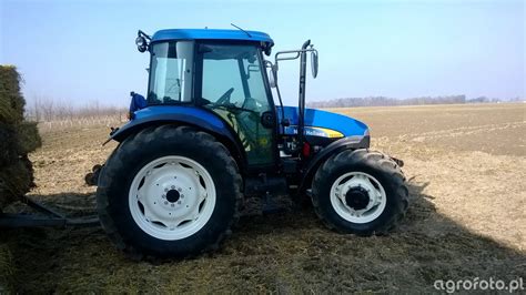 Zdj Cie Ciagnik New Holland Td Galeria Rolnicza Agrofoto