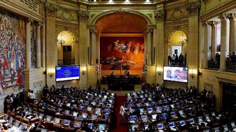 Colombia Congreso aprueba en primer debate Ley de Amnistía para las Farc