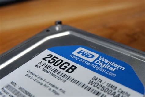 Perbedaan Hdd Dan Ssd Lebih Baik Pilih Yang Mana