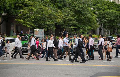What Is Singapores Average Salary And How Does It Compare Globally