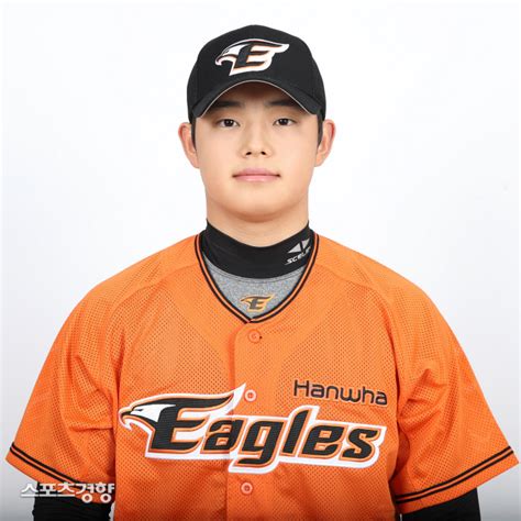 Kbo 막내 한화 문동주 몸 만든 뒤 신인왕·ag 도전