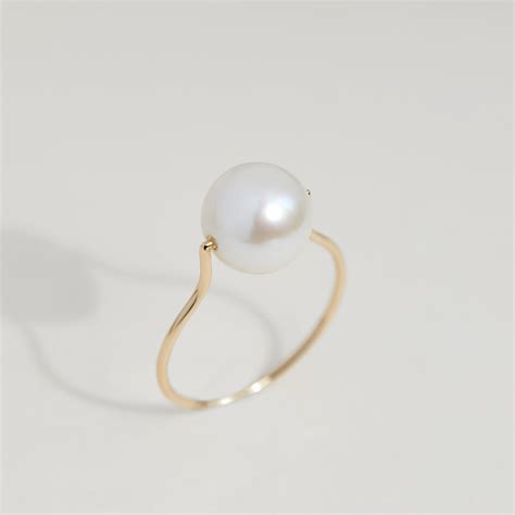 Gumball Pearl Ring in 14K Gold | Catbird