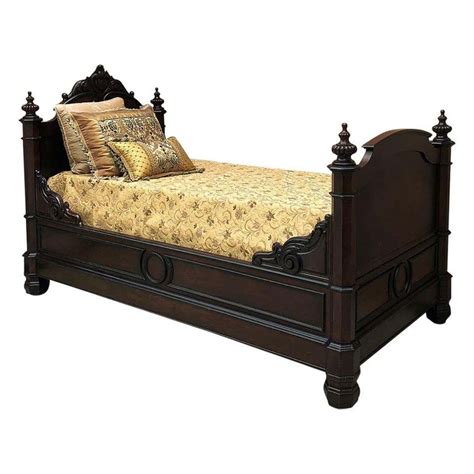 Italian Renaissance Walnut King Bed At 1stdibs