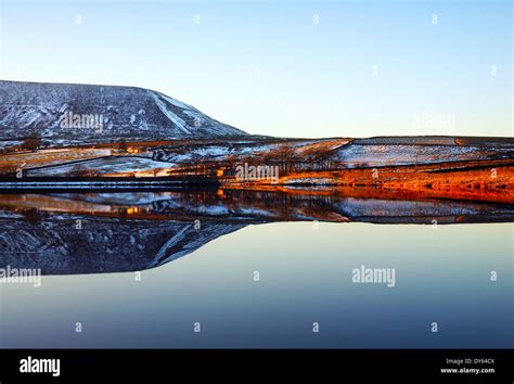 Pendle Water Hi Res Stock Photography And Images Alamy