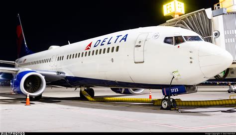 N393DA Boeing 737 832 Delta Air Lines Saul Hannibal JetPhotos