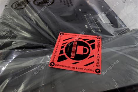 tamper resistant packaging stock photo  kataklinger