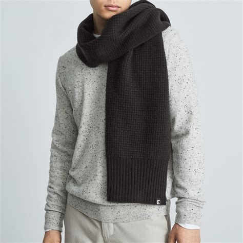 The Felted Merino Waffle Knit Scarf Black Everlane