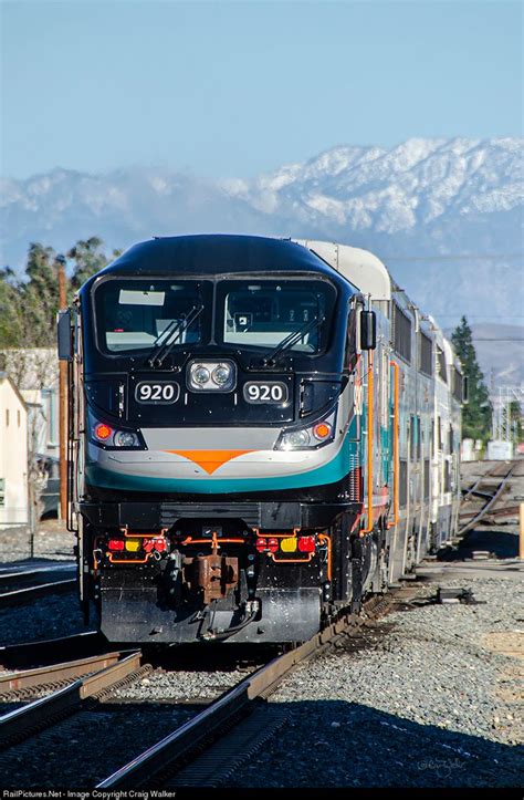 Stunning Metrolink Emd F125 In Orange Ca