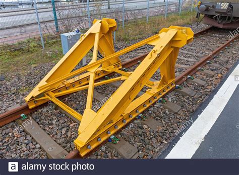 Buffer Rails High Resolution Stock Photography And Images Alamy