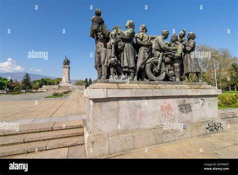 Sofía Bulgaria Mayo De 2023 Vista Del Monumento Al Ejército