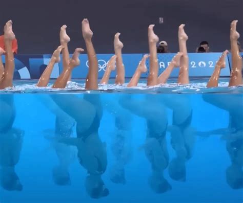 U S Artistic Swimmers Dazzle With Viral Smooth Criminal Routine