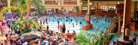 Wild Waterdome Indoor Waterpark At River Lodge Wilderness At The Smokies