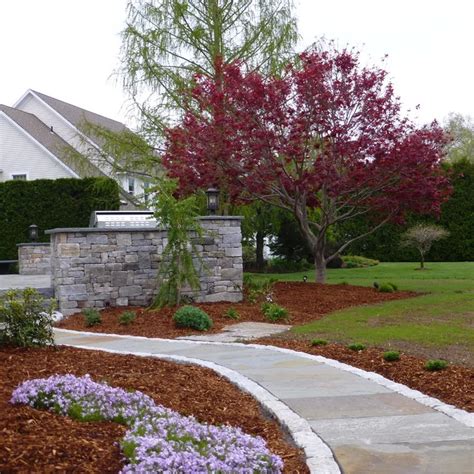 Bluestone Walkway With Cobblestone Border Photos And Ideas Houzz