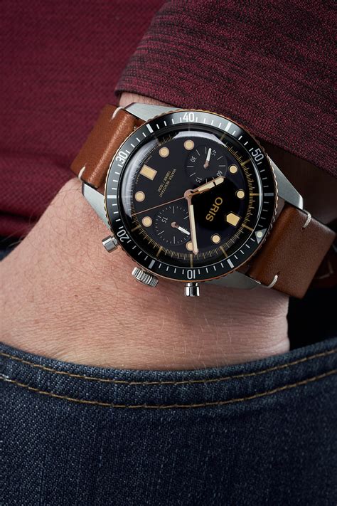 Oris Divers 65 Chronograph Review Watch Clicker