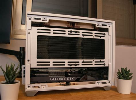 Nr200 140mm Fans Top And Bottom Rsffpc