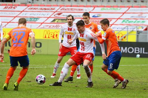 Remis Gegen Darmstadt SSV Jahn Regensburg