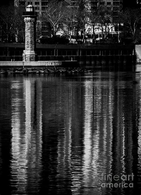 Blackwell Island Lighthouse Photograph by James Aiken | Fine Art America