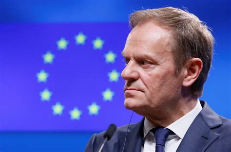 Visão Tusk reeleito presidente do Conselho Europeu