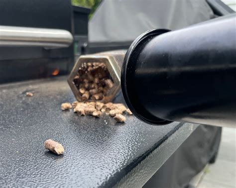 How To Use A Smoke Tube In A Pellet Grill