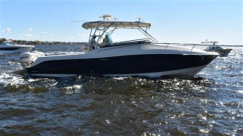 Pre Owned 2006 Hydra Sport 33 Boat For Sale At MarineMax Fort Myers