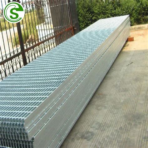 Hot Dip Galvanized Industrial Platform Grating Anti Slip Serrated Steel