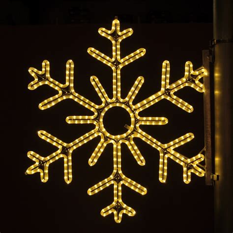 Holiday Lighting Specialists 3 Ft Point Snowflake Pole Decoration