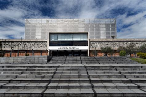 Hoy Ecuador No Se Arrodilla Ante El Crimen Ni Ante La Política Que