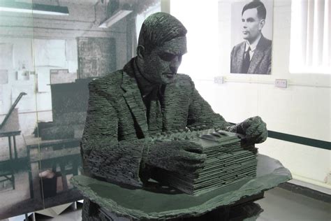 Father of computer science Alan Turing issued royal pardon 59 years ...