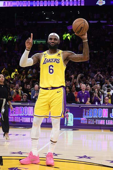 NBA Lebron James détrône Kareem Abdul Jabbar et devient le meilleur