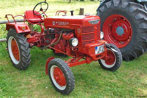 1956 IHC Mc Cormick Farmall DLD 2 Ulrich Häfner Flickr