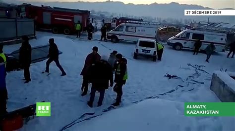 Au Moins Morts Dans Le Crash D Un Avion De Ligne Au Kazakhstan Vid O