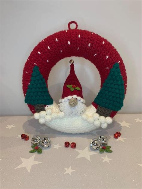 Crochet Christmas Gonk Gnome Wreath Pattern Pdf Etsy