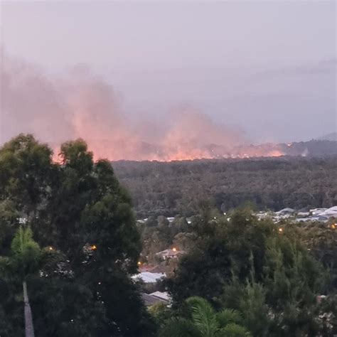 Large Bushfire Burning In Sunshine Coast National Park Shuts Down Busy