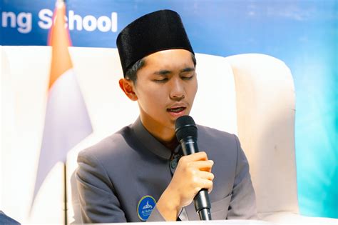 Alif Bintang Pradana Murid Al Azhar IIBS Berhasil Lulus Ujian Tasmi