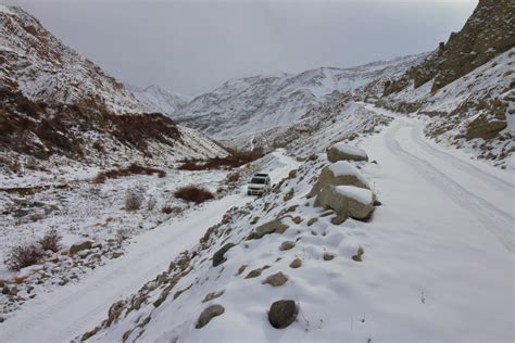 Winter Ladakh | Mid Earth