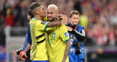 Br Sil La Terrible Nouvelle Tombe Pour L Avenir De Neymar