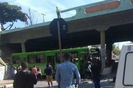 Ônibus cai de viaduto e deixa feridos em Contagem Dia Online