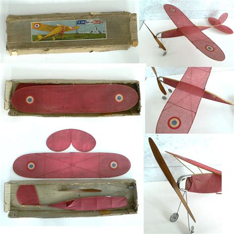 Pin By Laurent On Maquette Avion Old Retro Toys Cardboard Crafts