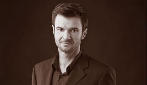 Costa Ronin Married Life - Wikibious