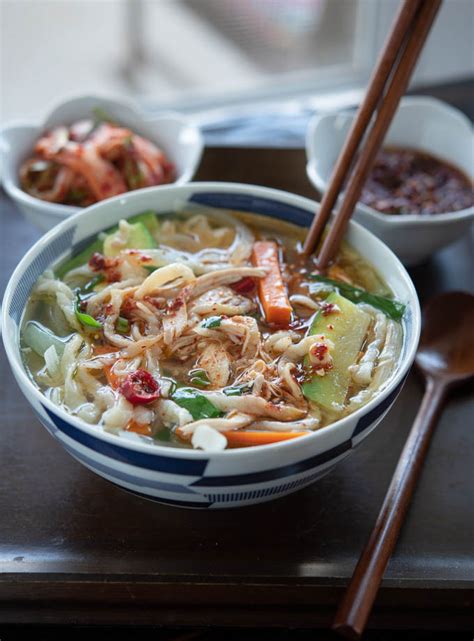 Korean Knife Cut Noodle Soup Kalguksu Beyond Kimchee