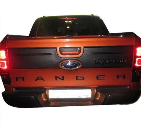 Fender Moldura Protector De Porton Ford Ranger Raptor Texturada