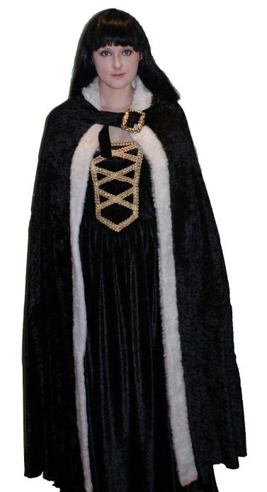 Medieval Cloak Ex Rental Costume €15 00 Costumecorner Ie