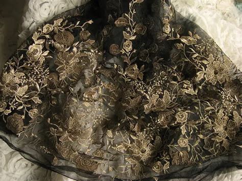 Черная сетчатая кружевная ткань с золотыми вышивкой, 10 ярдов
