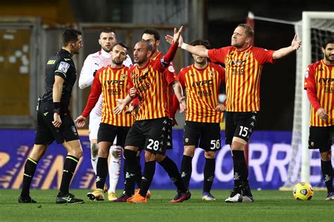 Benevento Milan Le Immagini Del Match Foto Sportmediaset