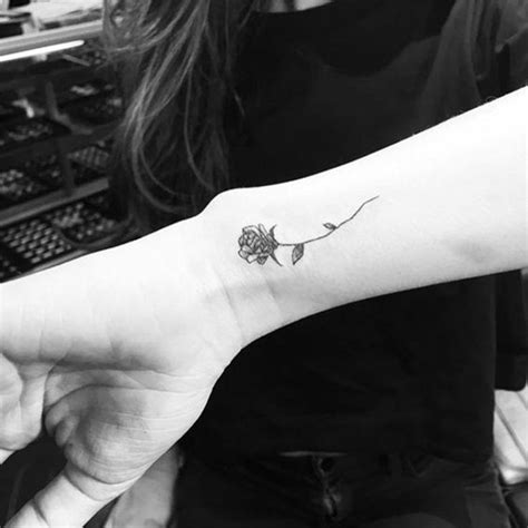 Melhores Ideias De Tatuagens Delicadas No Pulso No Pinterest