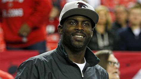 Michael Vick : Net Worth, High School, College Career, Endorsements and