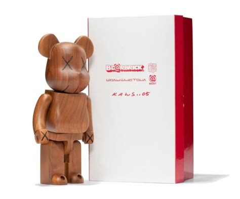 KAWS X BEARBRICK BWWT 400% – Kaws-Shop