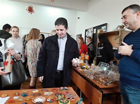 Живко Господинов и Стоян Коларов на коледното тържество на СУ Иван Вазов